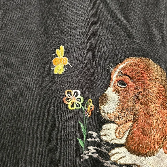Black V-Neck Sweater with Embroidered Dog Design - Picture 5 of 11